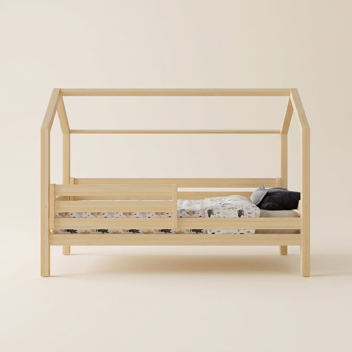 Lit cabane enfant TIAGO – Bois massif avec sommier à lattes