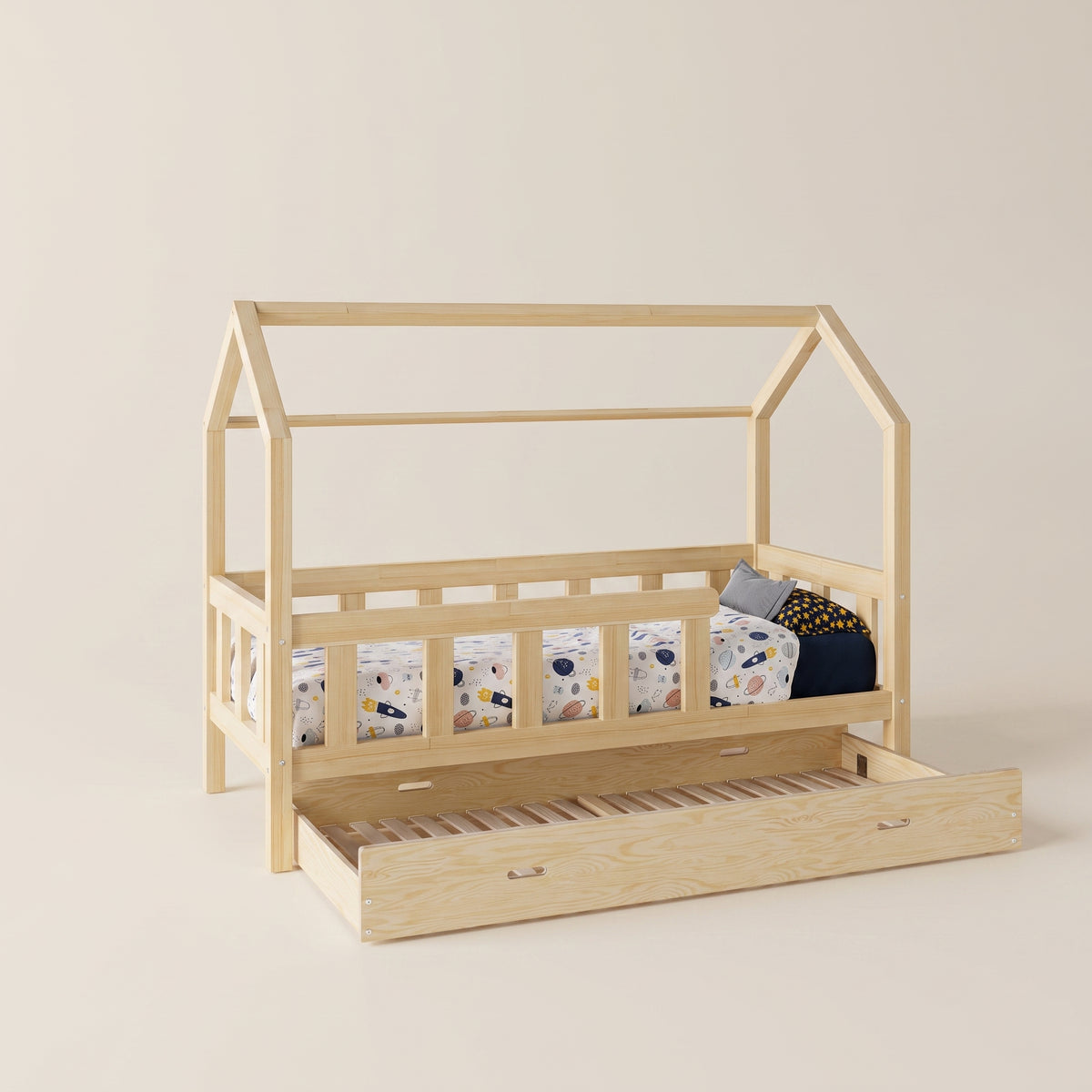 Lit cabane enfant LOUKA avec tiroirs – Barrière à barreaux et bois massif
