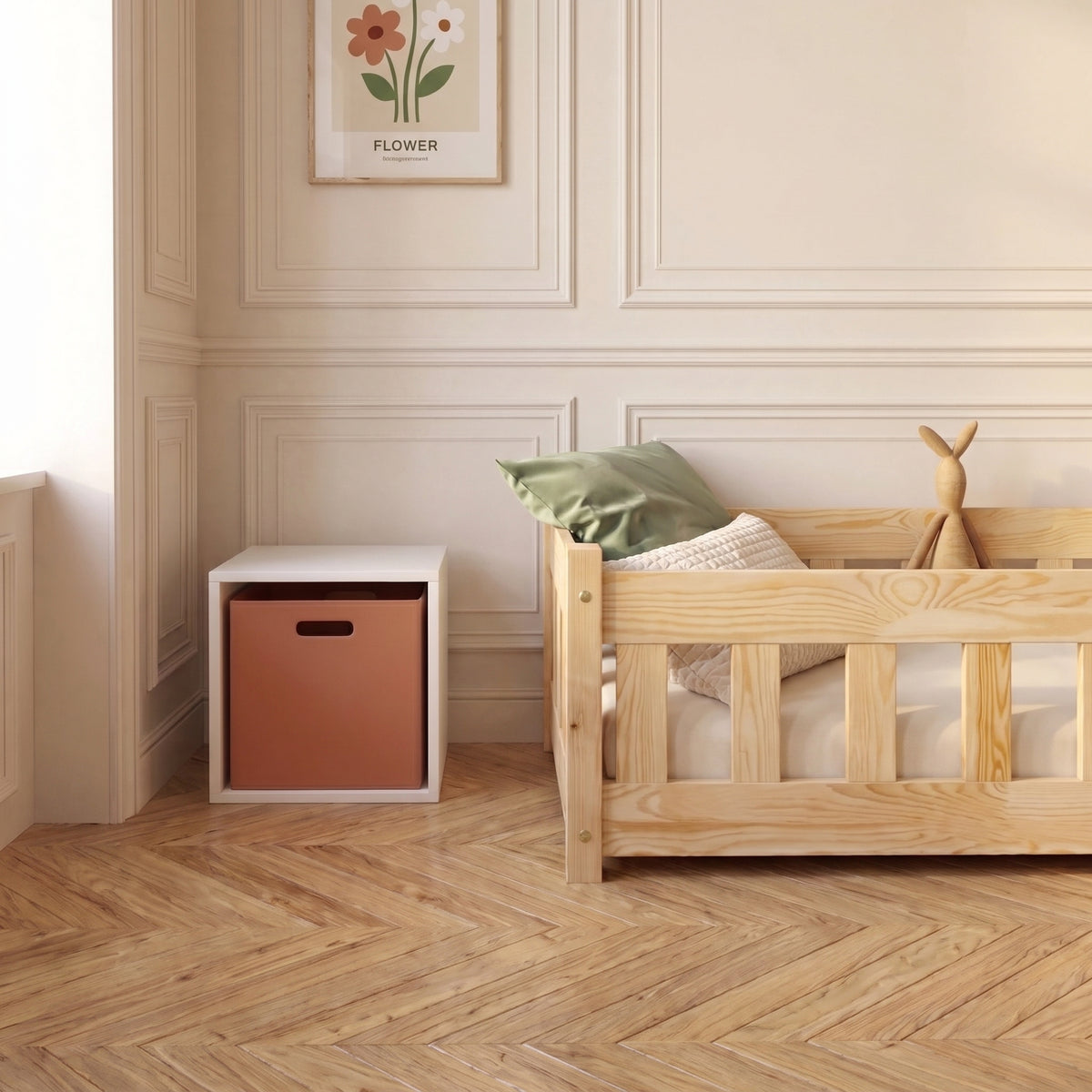 Lit Montessori MARIN dans une chambre d'enfant à hauteur limitée